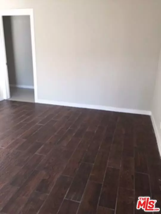 Long Beach, CA 90813,744 CHESTNUT AVE #1