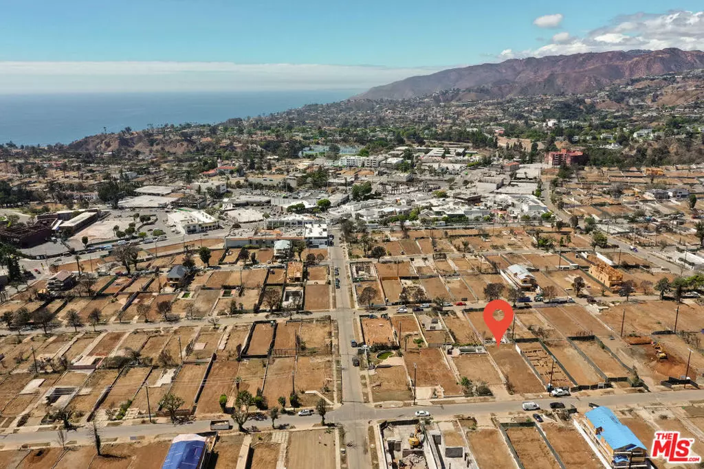 Pacific Palisades, CA 90272,1019 Galloway ST