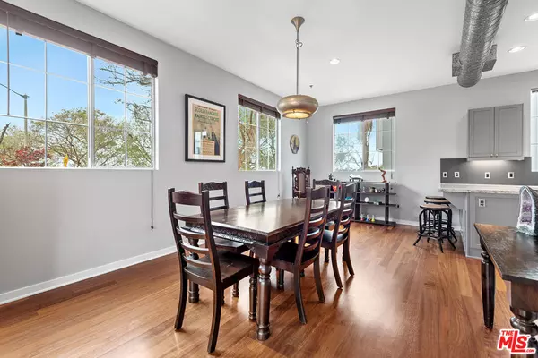Playa Vista, CA 90094,5300 Playa Vista DR #12