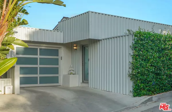 Los Angeles, CA 90046,2190 Beech Knoll RD