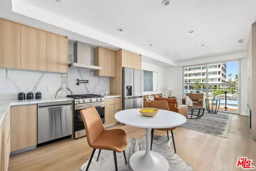 1414 1/2 S Beverly Dr #302, Los Angeles, CA 90035