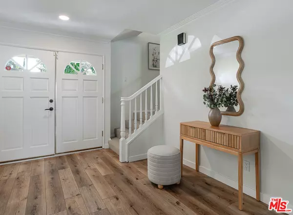 Sherman Oaks, CA 91423,5056 Greenbush AVE