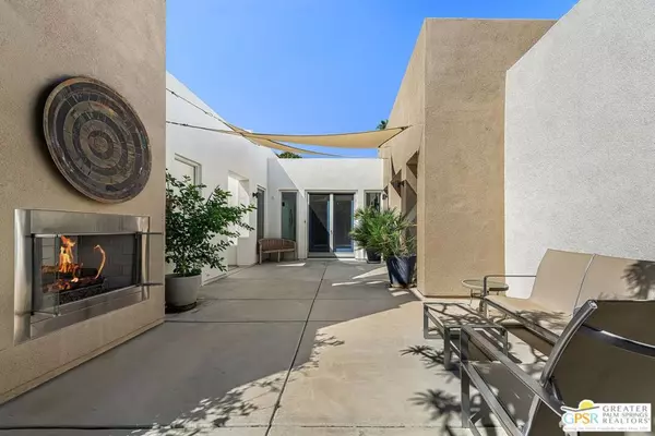 Palm Springs, CA 92264,1879 Torchlight LN