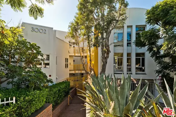 Santa Monica, CA 90405,3002 3rd ST #203