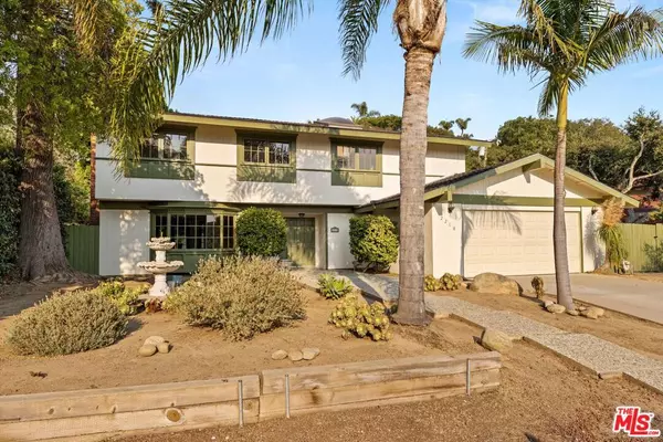 Santa Barbara, CA 93105,2210 St James DR