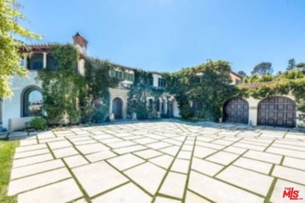 2188 Ponet DR, Los Angeles, CA 90068