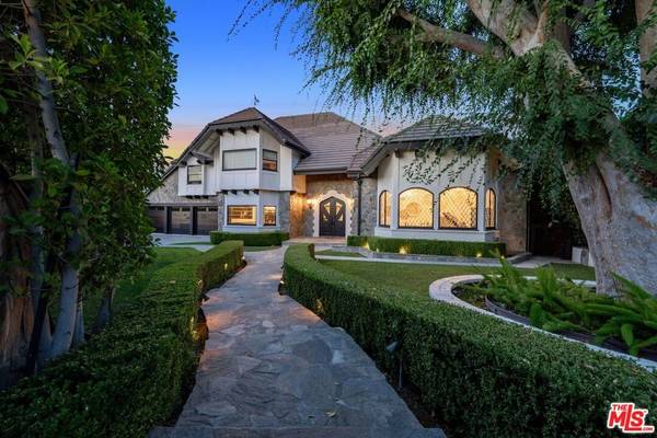 17069 Oak View DR, Encino, CA 91436