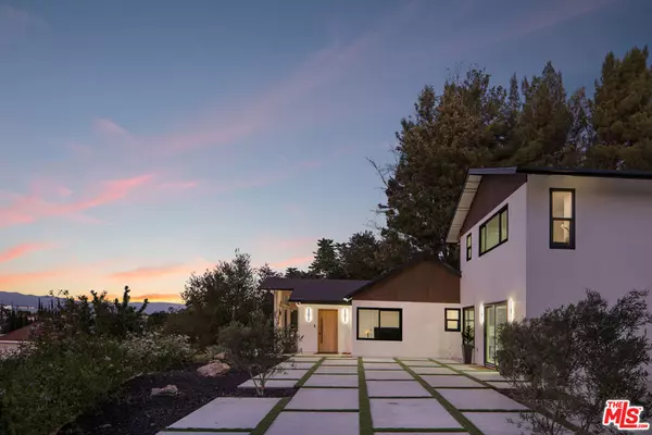 9425 Gierson AVE, Chatsworth, CA 91311