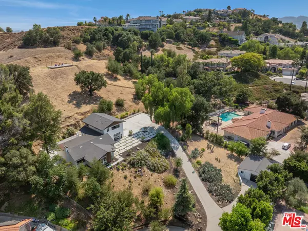 Chatsworth, CA 91311,9425 Gierson AVE