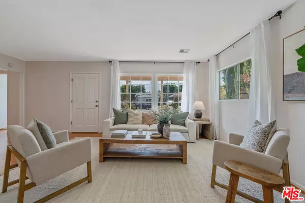 Reseda, CA 91335,19427 Lemay ST