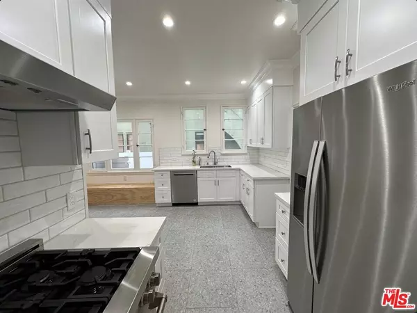 Los Angeles, CA 90048,6367 W 6th Street