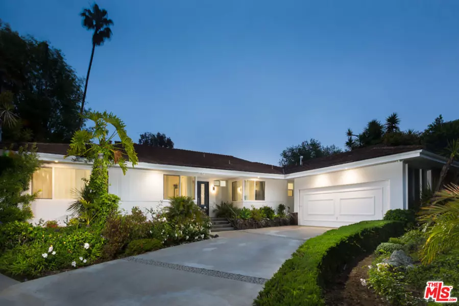 774 N Kenter AVE, Los Angeles, CA 90049