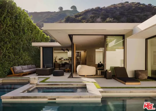 1952 N Beverly DR, Beverly Hills, CA 90210