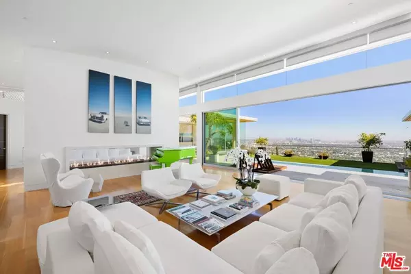 1476 Blue Jay WAY, Los Angeles, CA 90069