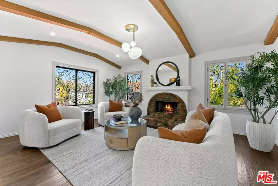 10320 Mississippi AVE, Los Angeles, CA 90025