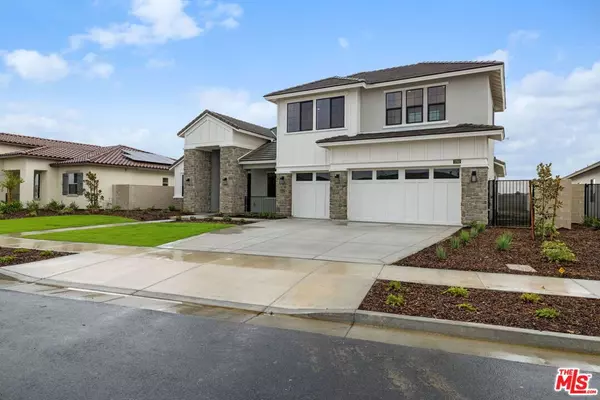 Bakersfield, CA 93311,3702 Pathway CT