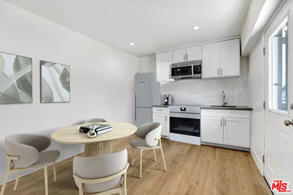 Pacoima, CA 91331,10028 San Fernando RD #34