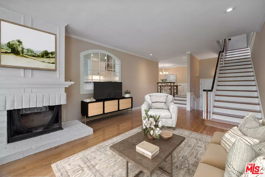 17099 Palisades CIR, Pacific Palisades, CA 90272