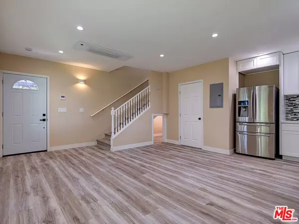 Granada Hills, CA 91344,16335 Kalisher ST