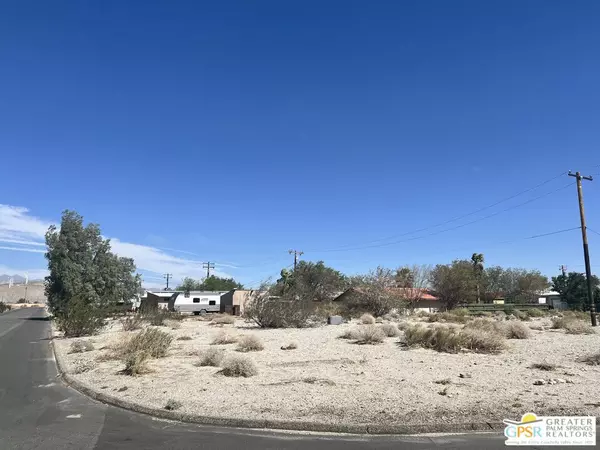 Palm Springs, CA 92262,0 La Vida DR