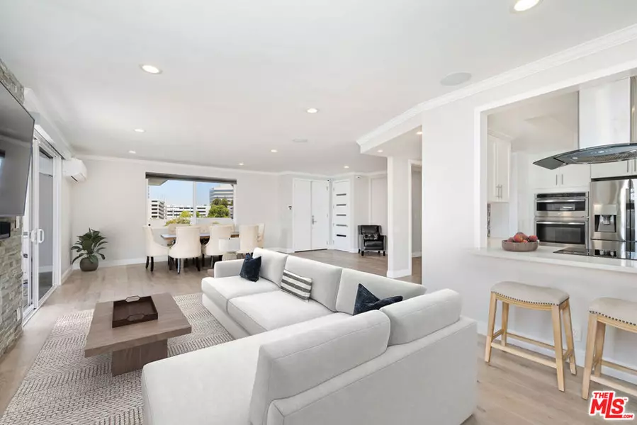 5974 Buckingham #501, Culver City, CA 90230