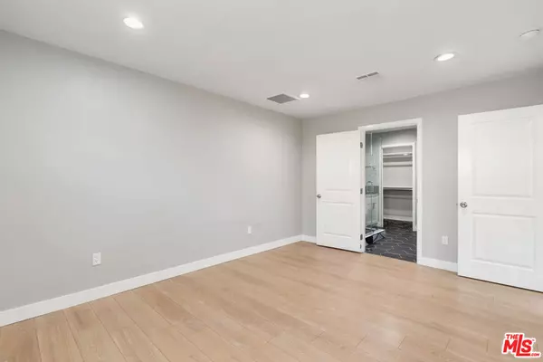 Los Angeles, CA 90016,5461 Geer ST