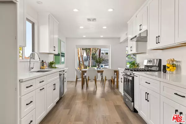 Los Angeles, CA 90045,6027 W 76th ST