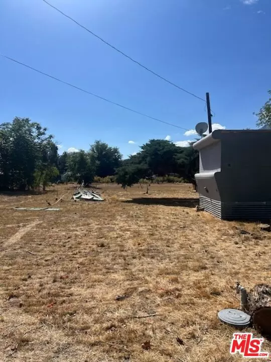 Weldon, CA 93283,14140 Roberts LN