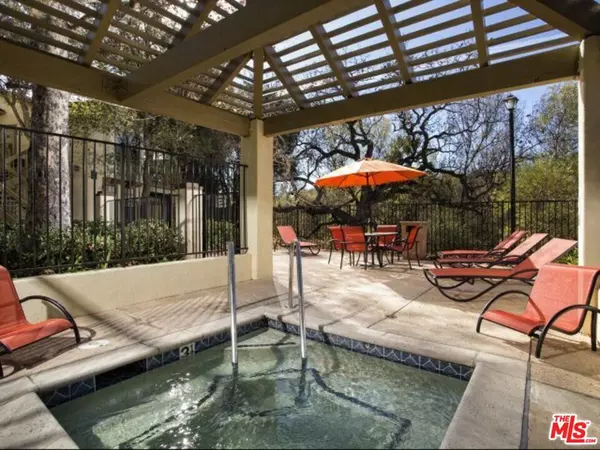 Westlake Village, CA 91362,973 WESTCREEK LN #156