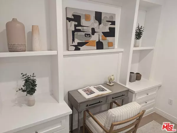 Playa Vista, CA 90094,7100 Playa Vista DR #120