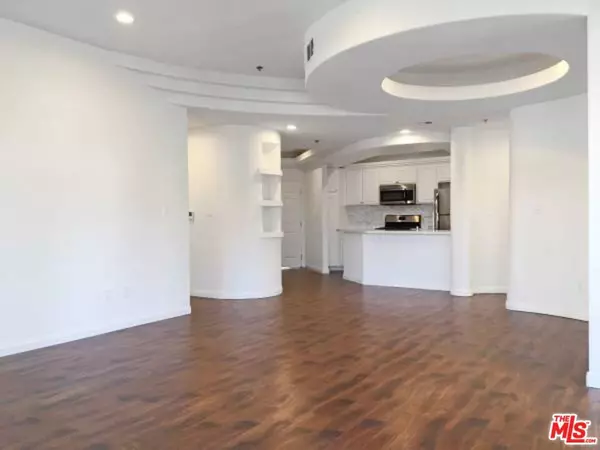 Studio City, CA 91604,12712 MOORPARK ST #305