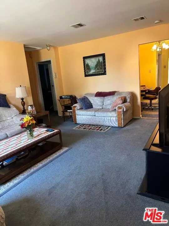 Los Angeles, CA 90066,3508 Ashwood AVE