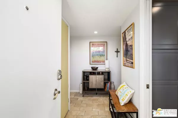 Palm Springs, CA 92264,2393 S Skyview DR #1