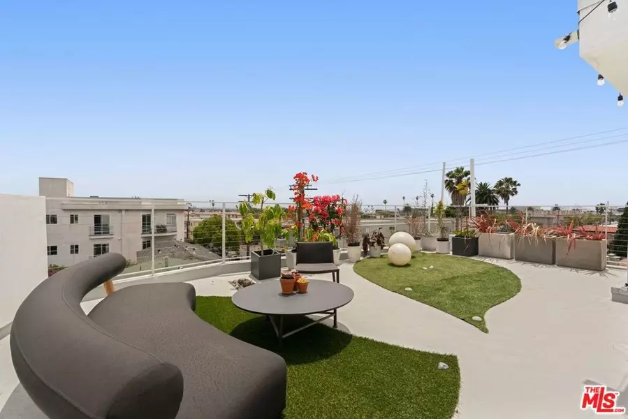 1244 14th ST #E, Santa Monica, CA 90404