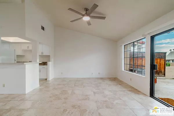 Palm Desert, CA 92260,46400 Ryway PL #10