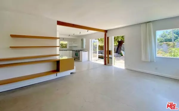 Santa Monica, CA 90404,1819 Euclid ST