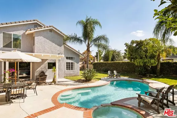 Saugus, CA 91350,28051 Devon LN