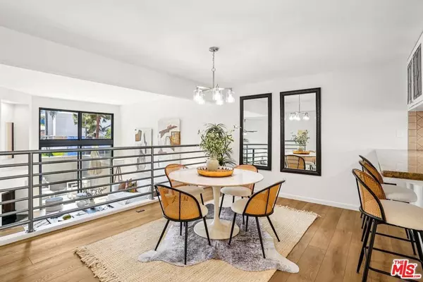 Marina Del Rey, CA 90292,4310 Glencoe AVE #4