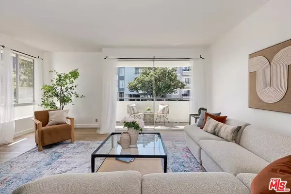 Los Angeles, CA 90049,1164 Wellesley AVE #103