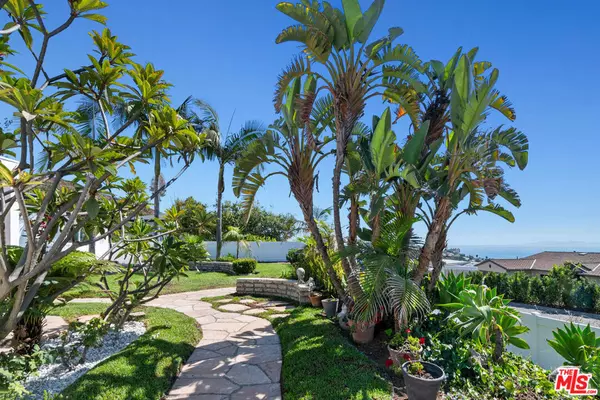 Pacific Palisades, CA 90272,18073 Sandy Cape DR