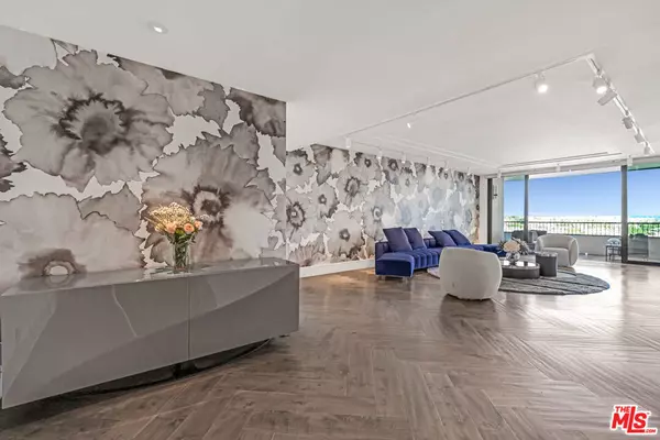 1100 Alta Loma RD #1404, West Hollywood, CA 90069