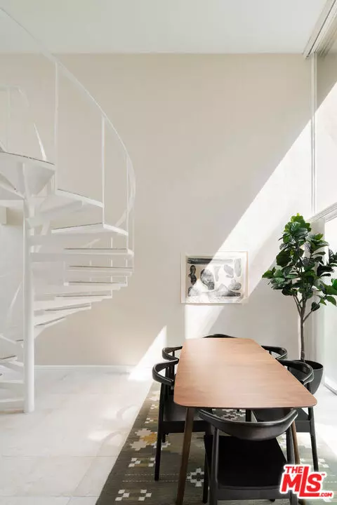 Long Beach, CA 90807,4112 Del Mar AVE