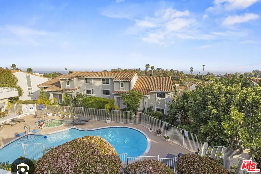 Malibu, CA 90265,28296 Rey De Copas LN