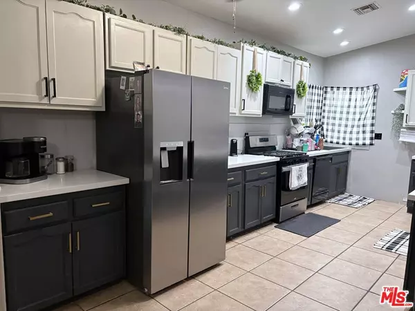 Desert Hot Springs, CA 92240,65868 Flora AVE