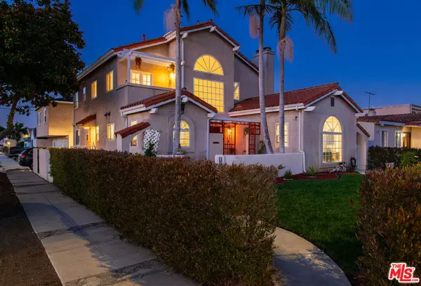 1659 W 83rd ST, Los Angeles, CA 90047