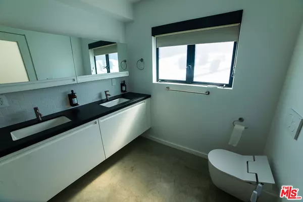 Venice, CA 90291,14 Brooks AVE #8