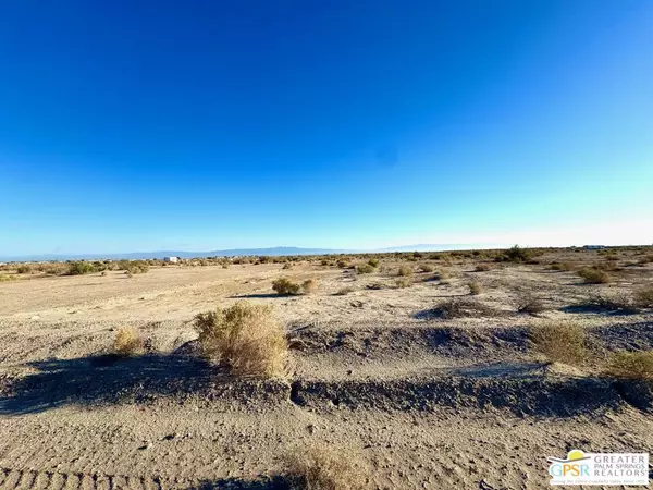 Thermal, CA 92274,2212 Palm Manor AVE