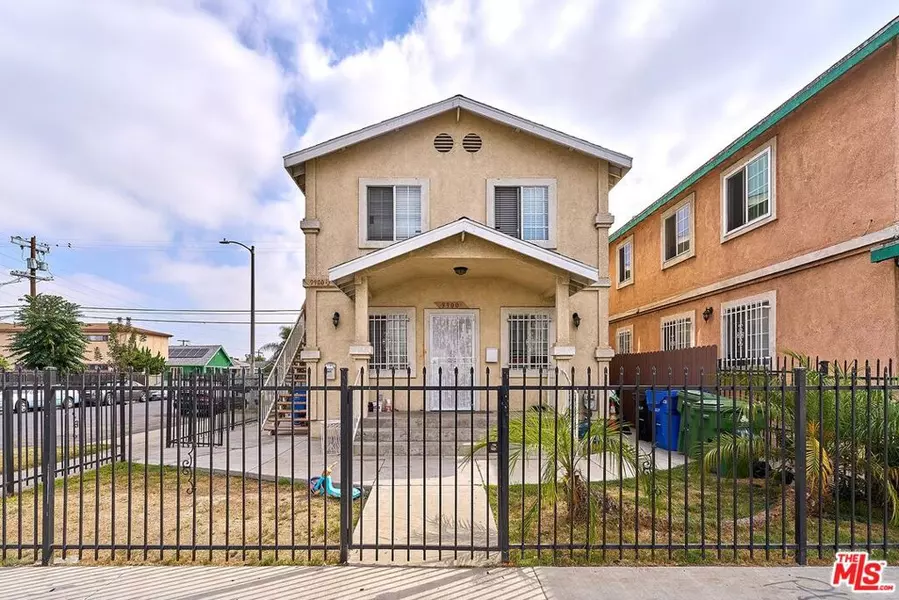 9900 S Main ST, Los Angeles, CA 90003