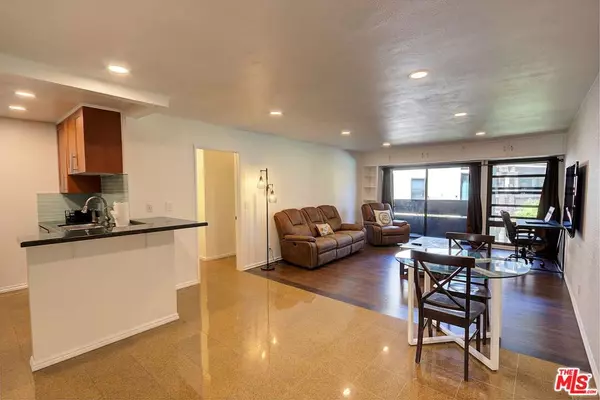 Playa Del Rey, CA 90293,7740 Redlands ST #M2076