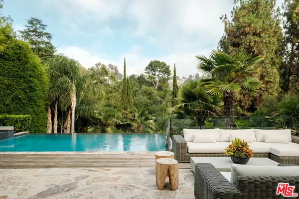 2731 Hutton DR, Beverly Hills, CA 90210